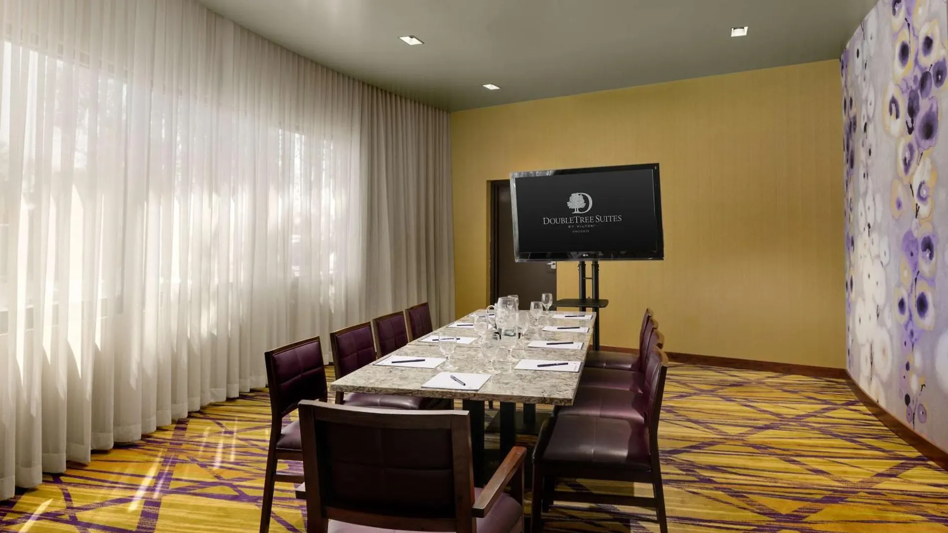 Doubletree Suites By Hilton Phoenix