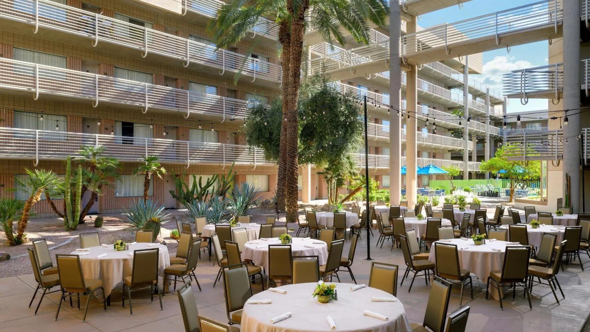**** Hotel Doubletree Suites By Hilton Phoenix United States