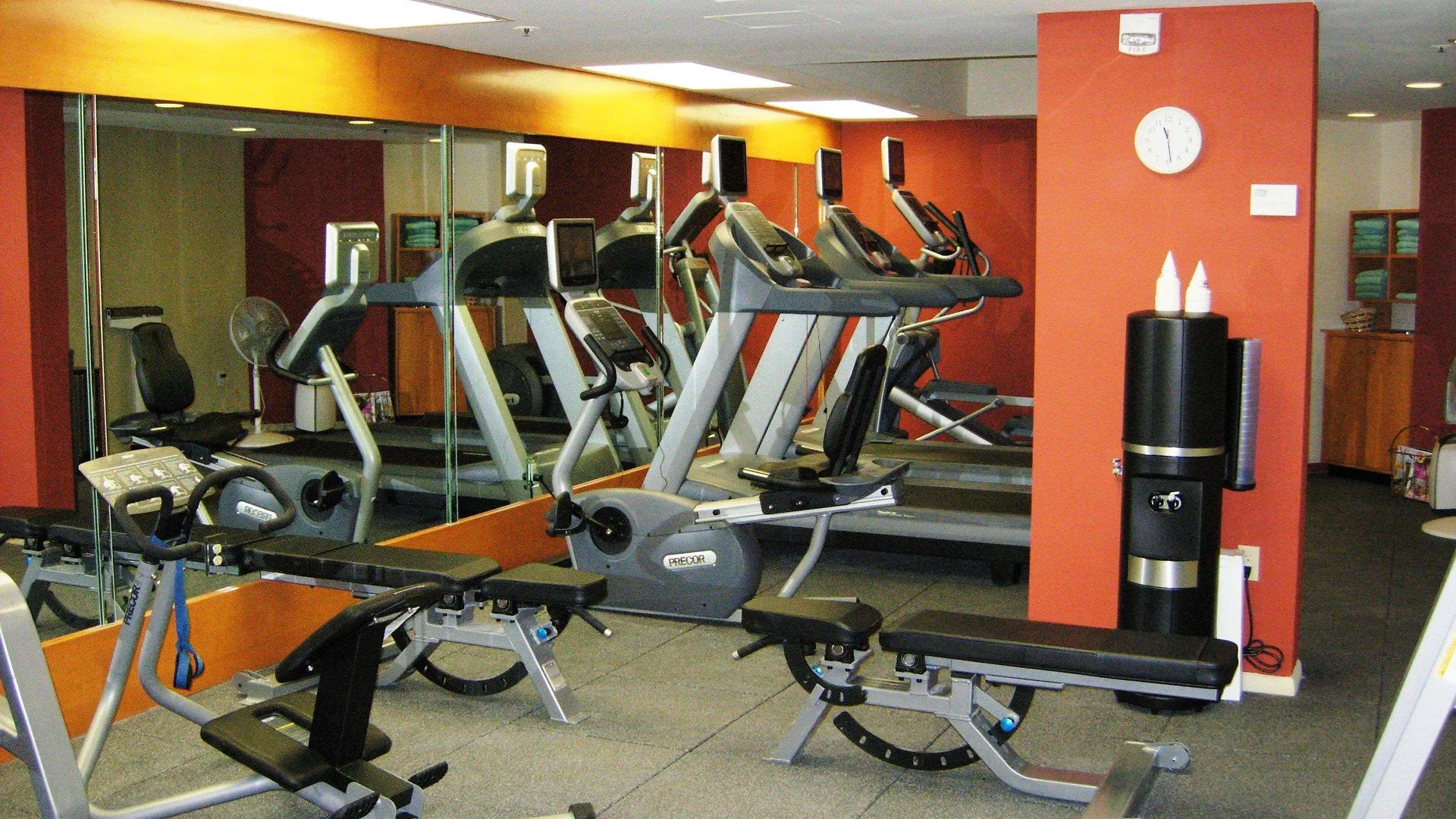 Doubletree Suites By Hilton פיניקס
