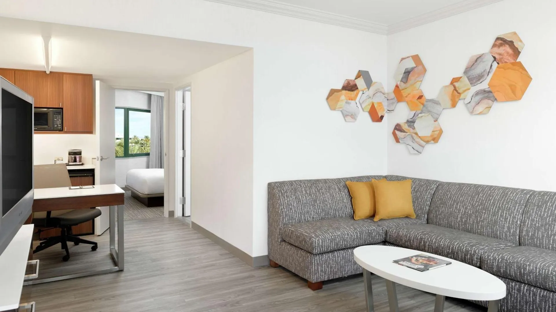 מלון Doubletree Suites By Hilton פיניקס