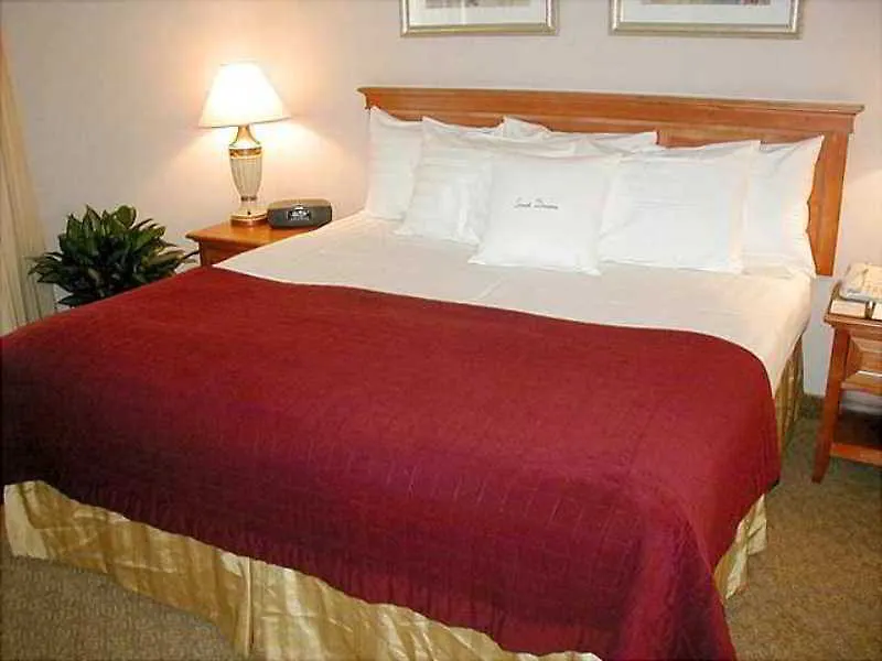Doubletree Suites By Hilton פיניקס מלון